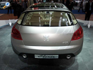 design extrieur de la Peugeot 407 Elixir